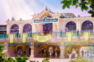 ＜送迎付き＞選べる！
ディズニーランド・パリ　 チケット
