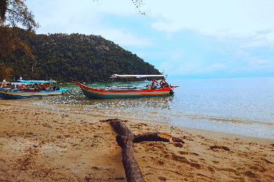 【選択制日本語ガイド】【半日】
釣りにビーチにバーベキュー!
モンキービーチアイランドホッピングツアー