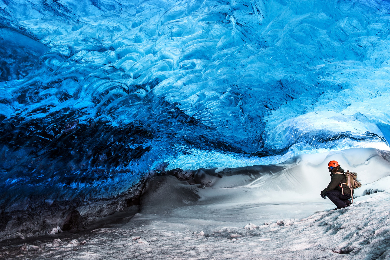 【レイキャビーク発着】南海岸と氷の洞窟(ヴァトナヨークトル氷河)を巡る 1泊2日ツアー *AA-SCE